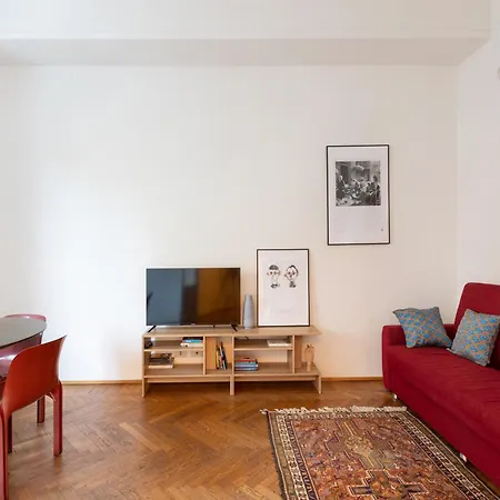 One Bedroom Of Comfort And Style In The Heart Of