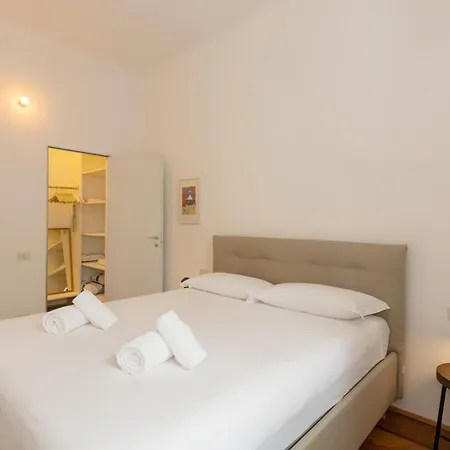 One Bedroom Of Comfort And Style In The Heart Of * Milan